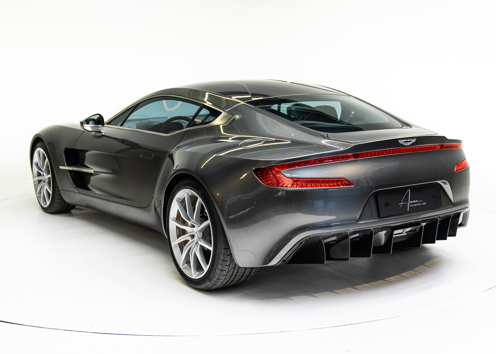 Aston Martin One-77 - Amian Collection Cars
