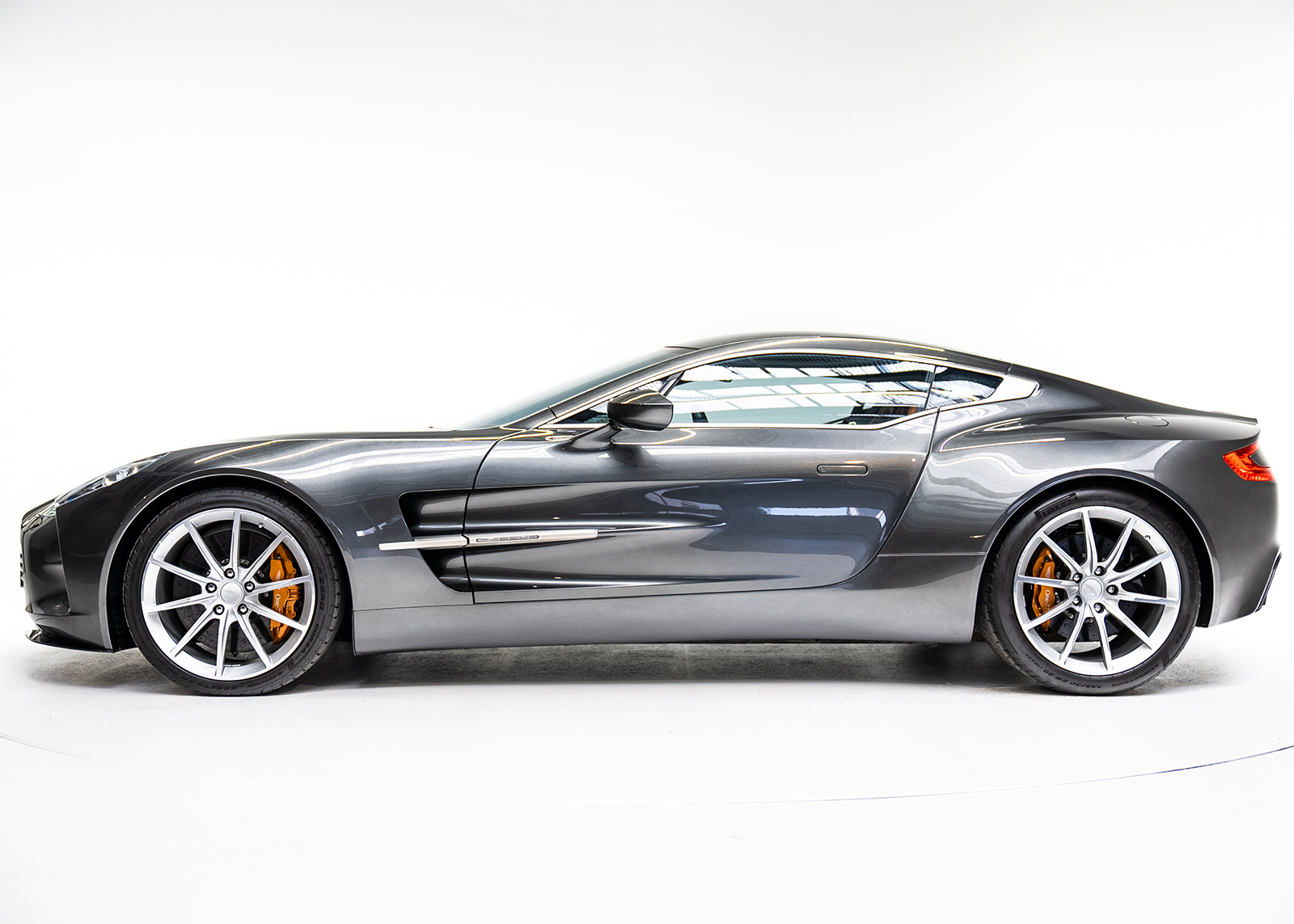 Aston Martin One-77 - Amian Collection Cars
